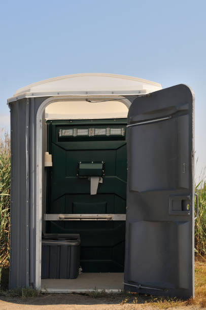 Best Portable restroom trailer rental  in East Honolulu, HI